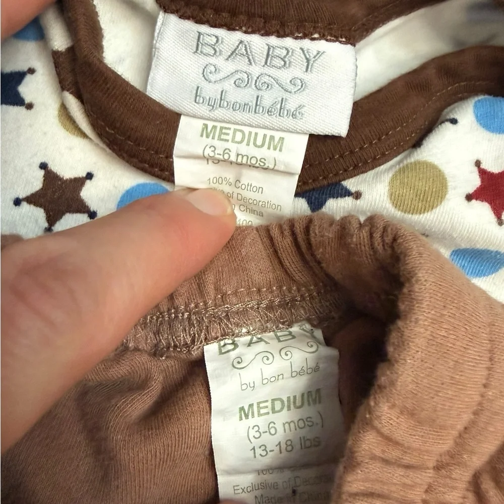 Bob be’be’ Star Pattern Onesie and Brown Pants Set